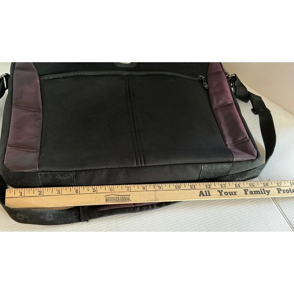 SwissGear Laptop Messenger Bag Black Burgundy Padded Shoulder Strap Office Travl